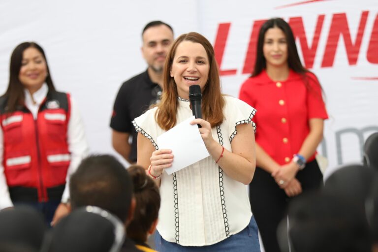 Acercan trámites estatales a trabajadores de Lennox en Ramos Arizpe