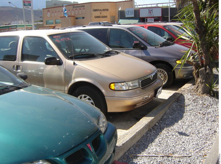 Ante abusos, ajustarán decreto para autos chocolate