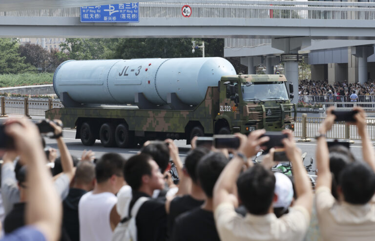 China presenta un misil nuclear con alcance mundial