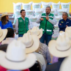 con trabajo conjunto 2