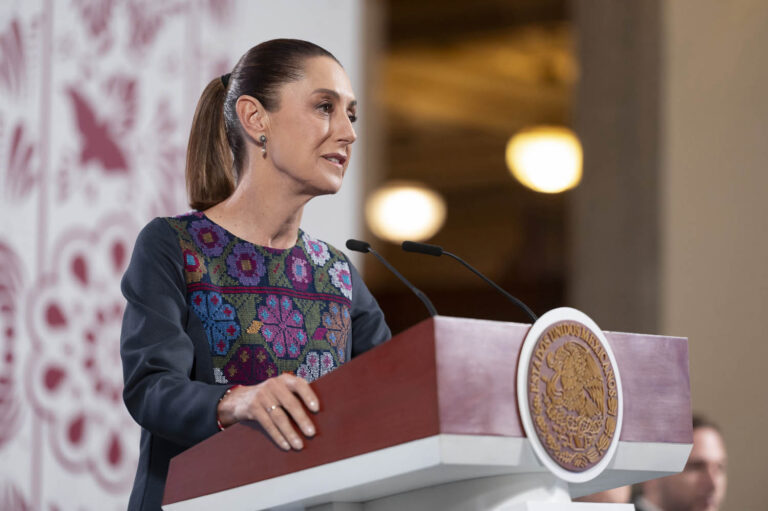 Condena Sheinbaum violencia política en EU y asesinato de Kirk