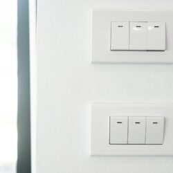 contactos-apagadores