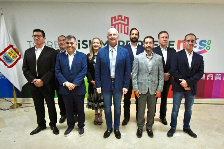 Entrega Román Cepeda nombramientos a nuevos integrantes del Gabinete Municipal de Torreón
