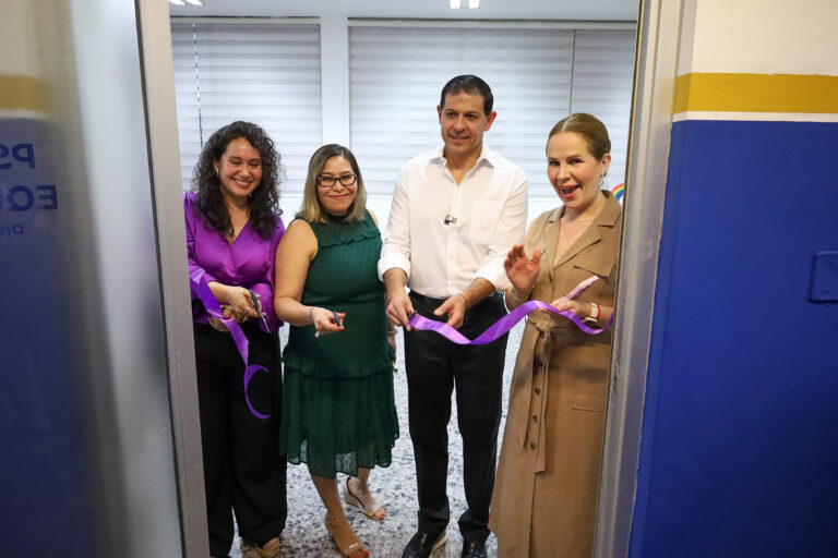 Inaugura rector de la UA de C el Departamento de Psicopedagogía y Equidad de Género en FCA Unidad Laguna