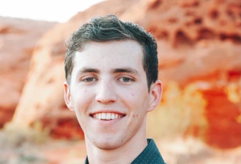 Medios revelan la identidad del presunto asesino del activista Charlie Kirk