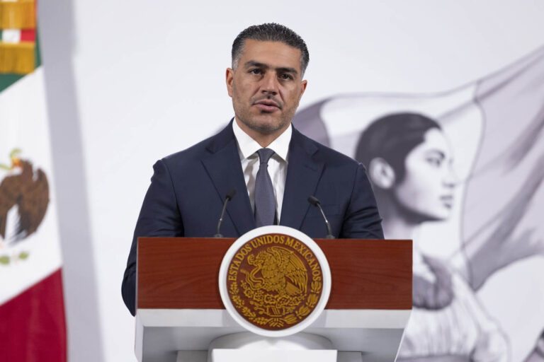 No habrá impunidad, dice Harfuch sobre Semar y huachicol