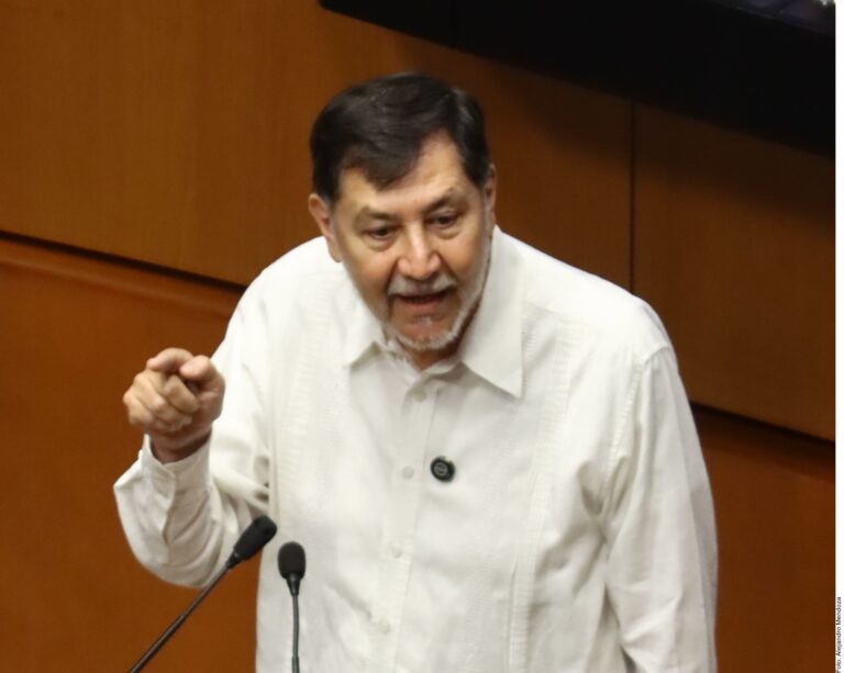 La madre buscadora Ceci Flores, invita a Noroña a unirse a la búsqueda en Sinaloa, «no necesita ir tan lejos para quitarse esas ganas de ayudar»