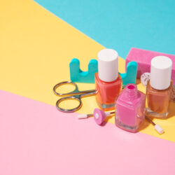 productos-basicos-de-kit-para-hacer-uñas-de-gel