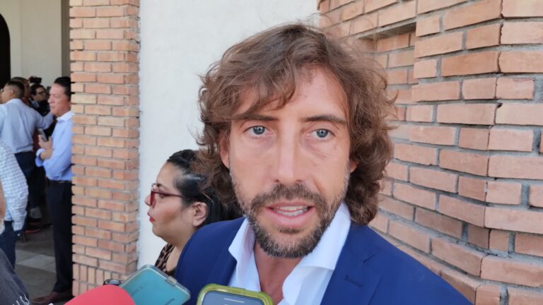 Solicitan saltillenses 5 mil conexiones a la red de agua por año