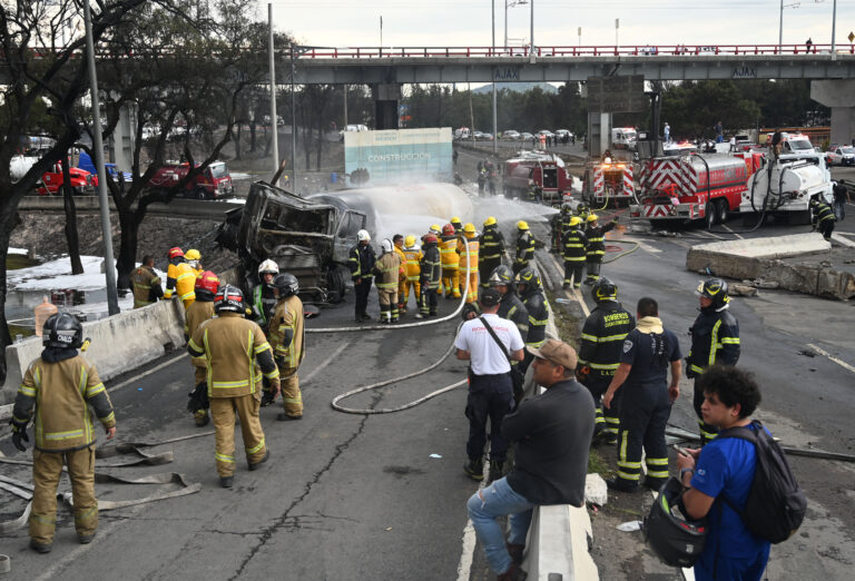 Sube a 19 la cifra de fallecidos por explosión de pipa en Iztapalapa
