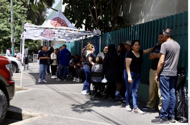 Suman 14 muertos por explosión de pipa en Iztapalapa