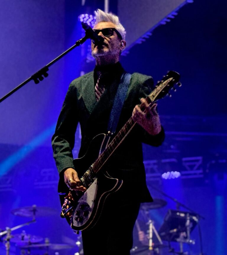 Brujas Fest celebró su segunda edición con La Gusana Ciega, Kinky, Los Estrambóticos y más