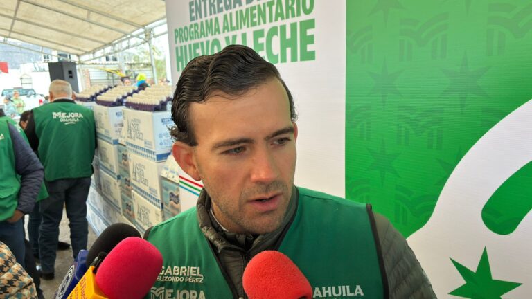 A partir de noviembre, habrá vacunación contra Covid-19 e Influenza en jornadas de salud de Mejora Coahuila 