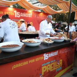 Asisten miles de personas al Festival de la Paella 20254