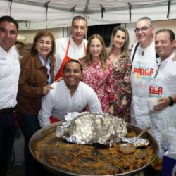 Asisten miles de personas al Festival de la Paella 20258