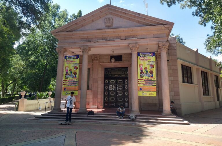 Cumplen 9 de cada 10 con regresar libros prestados en biblioteca de Saltillo