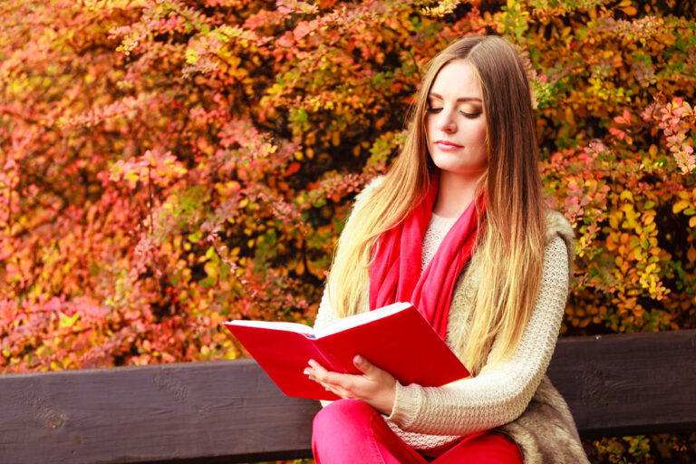 Octubre de fantasía: tres libros para perderse en otros mundos