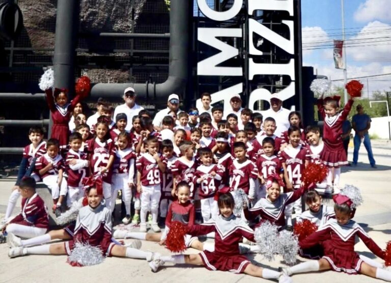 Disciplina y trabajo en equipo; Cougars Rac invita a niños de Ramos Arizpe a vivir el fútbol americano sin costo