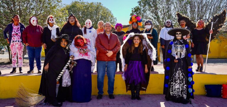 Entre disfraces y convivencia, agradecen a mujeres de “Ola Verde” su trabajo