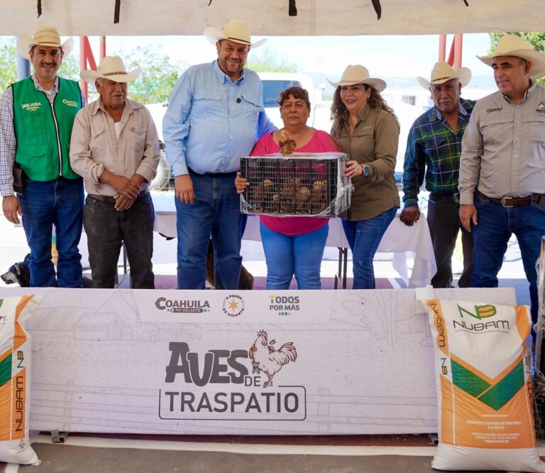 Entregan 5 mil aves para apoyar a familias del campo en Ramos Arizpe