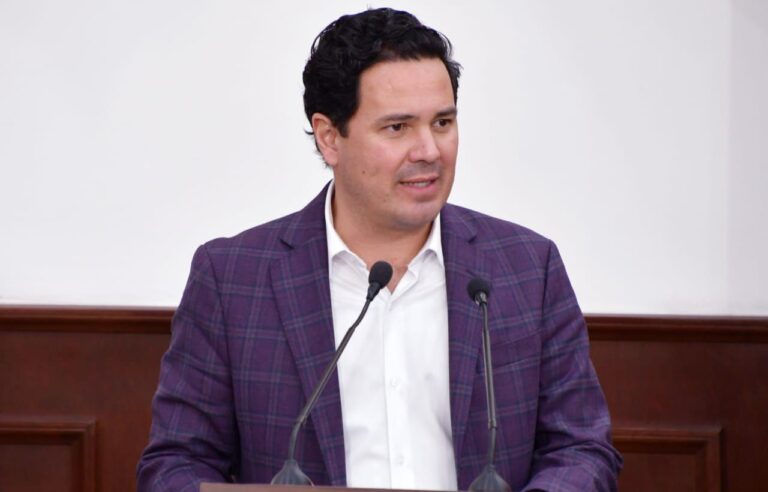 Iluminación y vigilancia en parques y espacios públicos, pide Gerardo Aguado a municipios