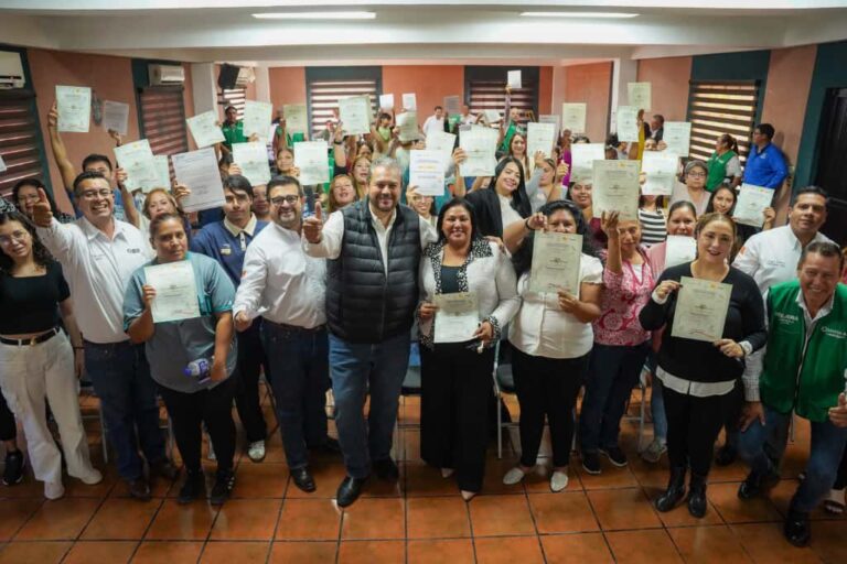 Impulsa Ramos Arizpe capacitación para el desarrollo personal y laboral