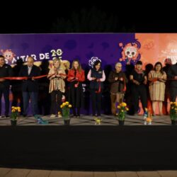 Inauguran Magno Altar de Muertos 2025 en escalinatas del Parque Las Maravillas9