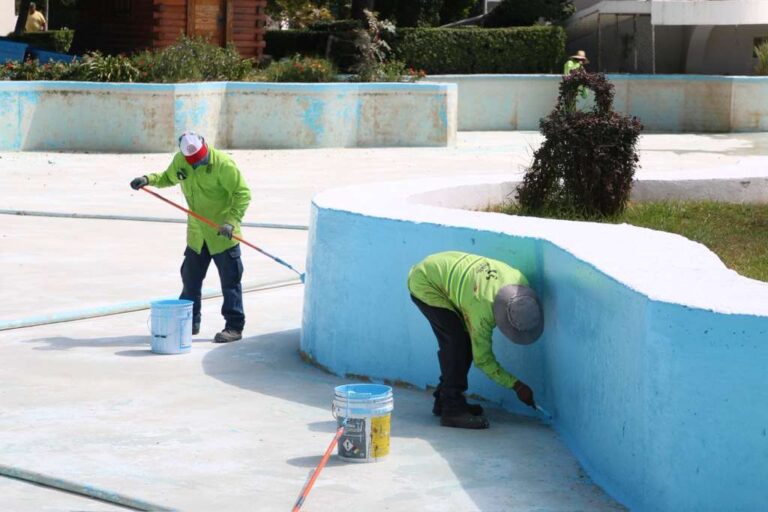 Intensifica Saltillo trabajos de mantenimiento del lago de la Alameda