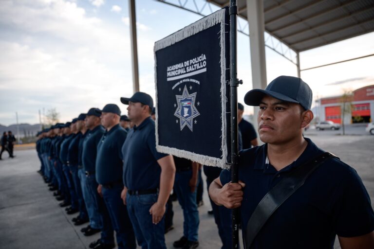 Invita Academia de Policía de Saltillo a hombres y mujeres a inscribirse