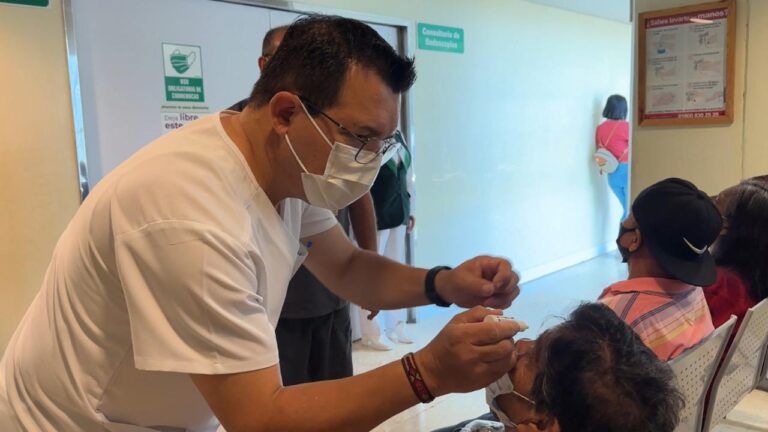Mejora IMSS Coahuila la calidad de vida de 2 mil 100 pacientes con colocación de lente intraocular