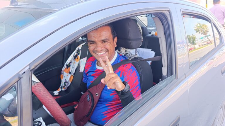 Ofrece conductor de Didi «traslados felices» en Saltillo 