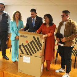 Reciben equipo y mobiliario la Escuela de Ciencias de la Comunidad y la Facultad de Ciencias Biológicas de la UAdeC UL