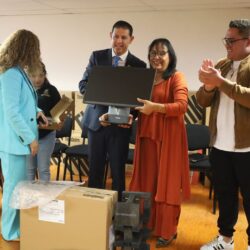 Reciben equipo y mobiliario la Escuela de Ciencias de la Comunidad y la Facultad de Ciencias Biológicas de la UAdeC UL1