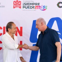 Román Alberto Cepeda González inaugura la edición 2025 del CowParade2
