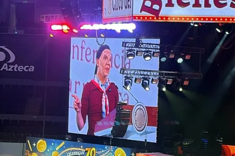 Se mofa de AMLO y CSP; pide saber ‘cuánto debe’