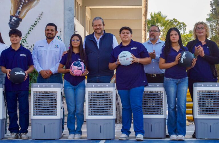 Apoya Tomás Gutiérrez la educación a través del programa “En Tu Escuela Tú Eliges”
