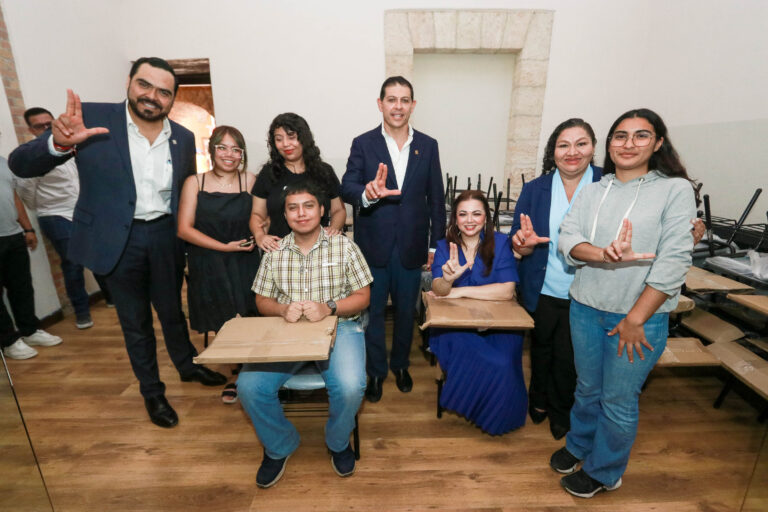 Destacan el compromiso con la difusión de la historia en la Facultad de Ciencias Sociales de la UA de C