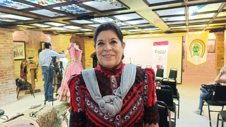 En Coahuila, forman escaramuzas y charros desde los tres años