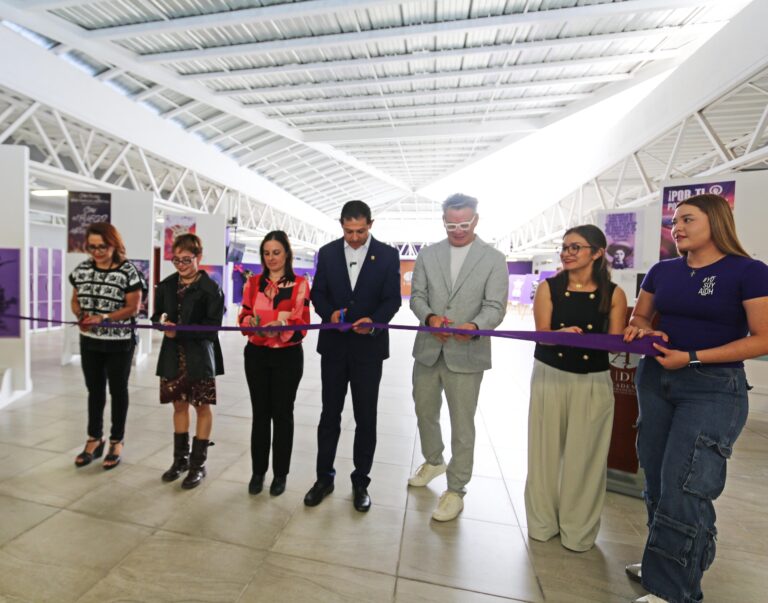 Inaugura el rector de la UAdeC el Festival de la AIDH   