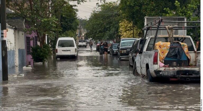 Llega a 80 el número de muertes por lluvias