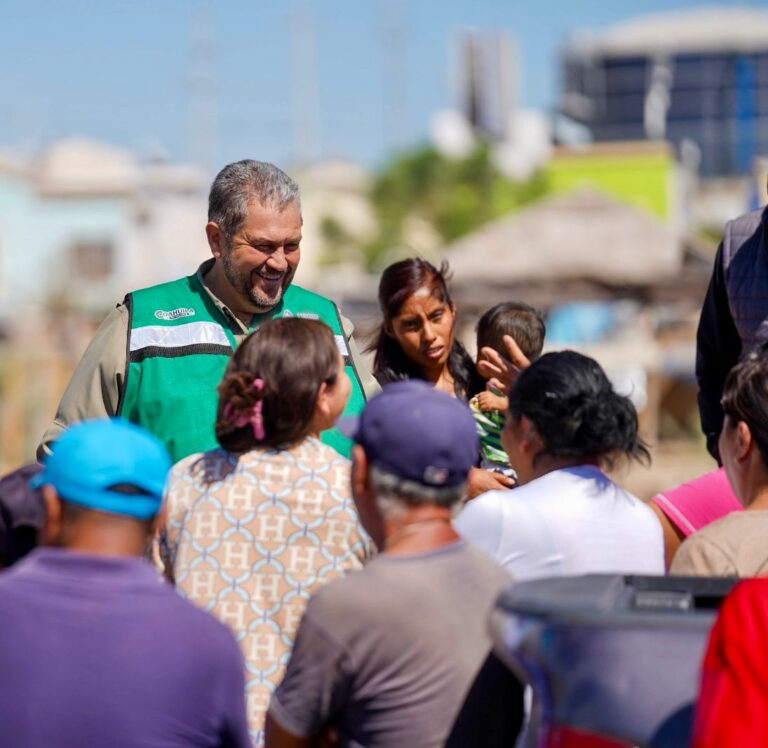 Lleva Tomás Gutiérrez obras a la colonia Urbivilla del Real