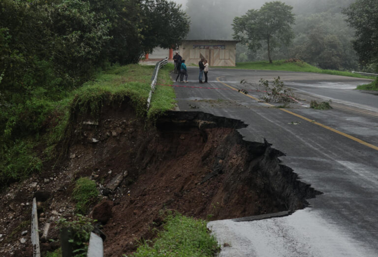 Reporta SICT 307 localidades incomunicadas en México