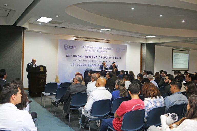 Rinde Jesús Ángel Padilla Gámez su segundo informe de resultados al frente de la Facultad de Medicina Unidad Sureste de la UA de C