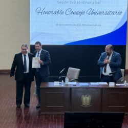 Aprueba Consejo Universitario de la UAdeC otorgar el Grado de Doctor Honoris Causa al Dr. Francisco García Blanco, Cambios Institucionales y Presupuesto 2026