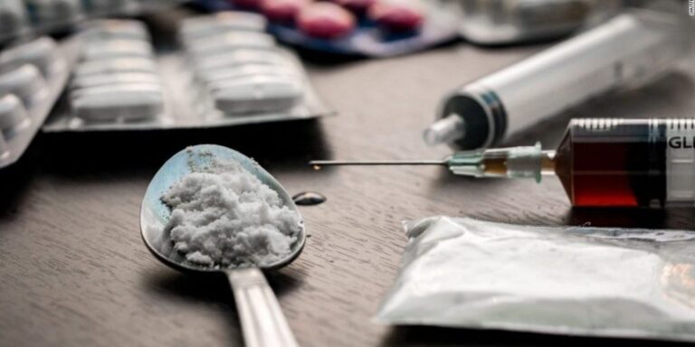 Aumenta el consumo de drogas en mujeres de Saltillo