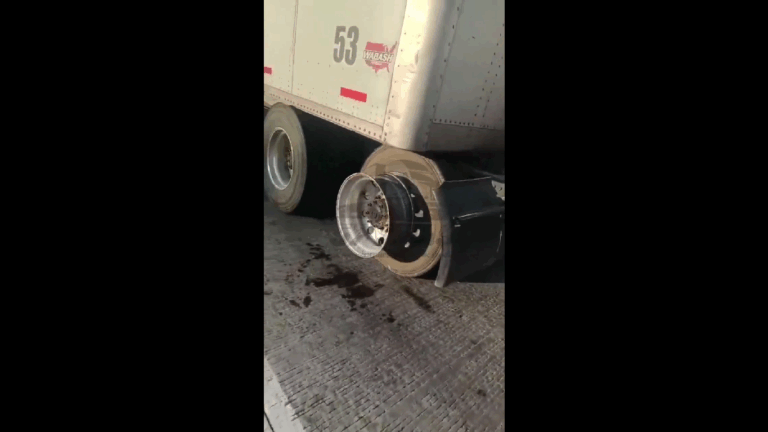 ¡El colmo! Asaltan a transportistas que se manifestaban contra la inseguridad