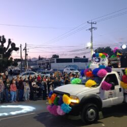 Catrinas y catrines llenan de color el Desfile Xantolum en Saltillo18