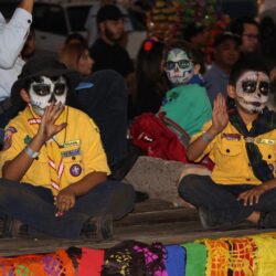 Catrinas y catrines llenan de color el Desfile Xantolum en Saltillo5