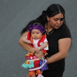 Catrinas y catrines llenan de color el Desfile Xantolum en Saltillo6