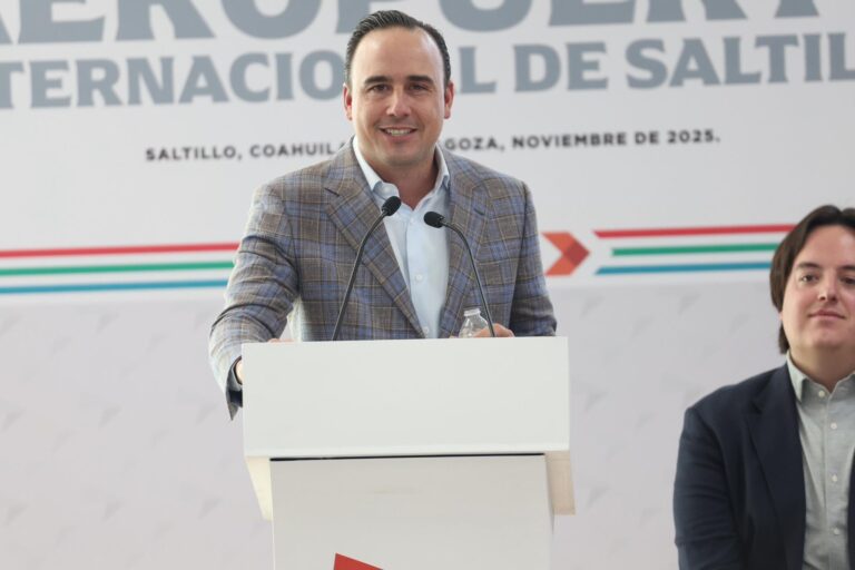 Manolo anuncia plan de modernización del Aeropuerto Internacional de Saltillo   